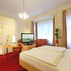 *** Hotel Vivaldi Am Kurfuerstendamm Duitsland